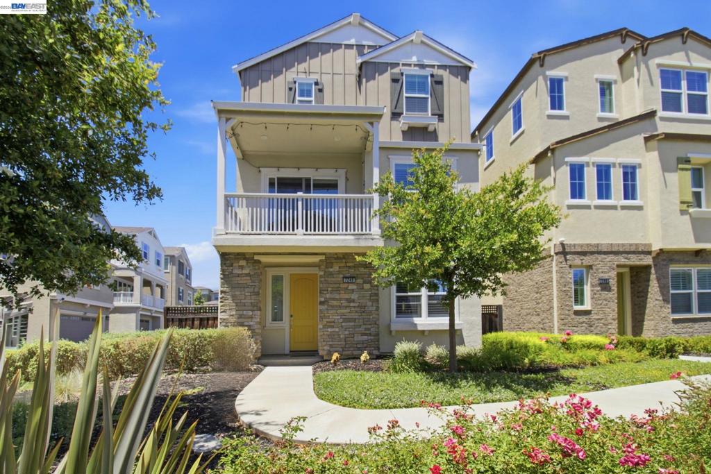 7240 Carneros Ln, Dublin, CA 94568 — photo 1