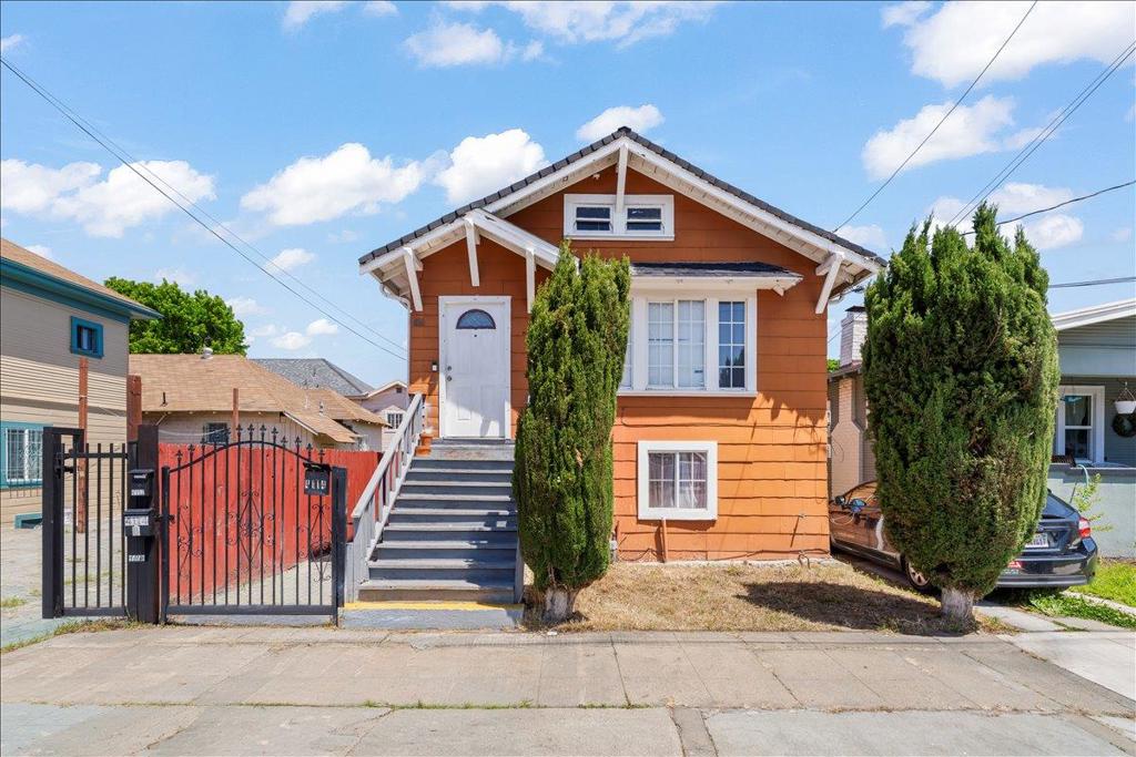 4114 E 17th Street, Oakland, CA 94601 — photo 1