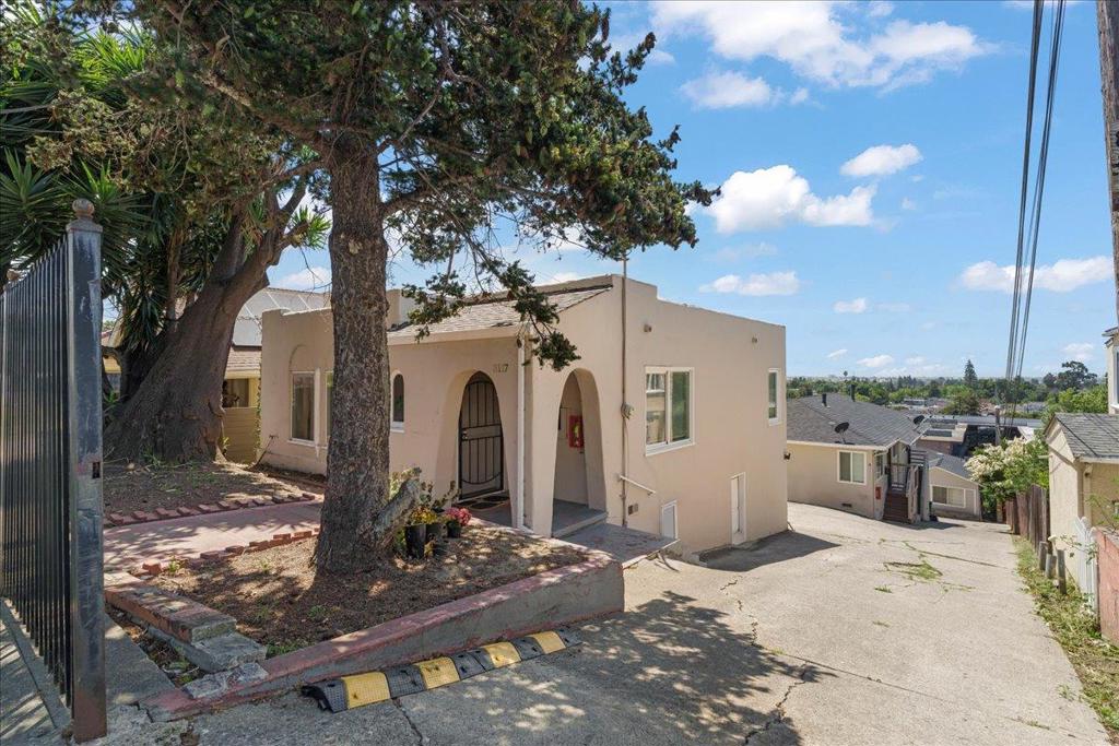 8117 Ney Avenue, Oakland, CA 94605 — photo 1