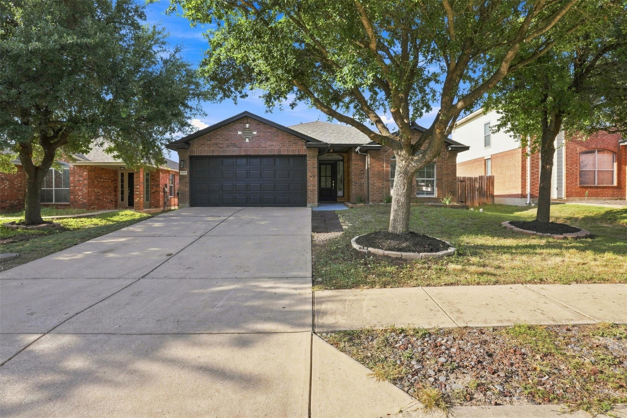 1008 Grey Castle, Pflugerville, TX 78660 — photo 1