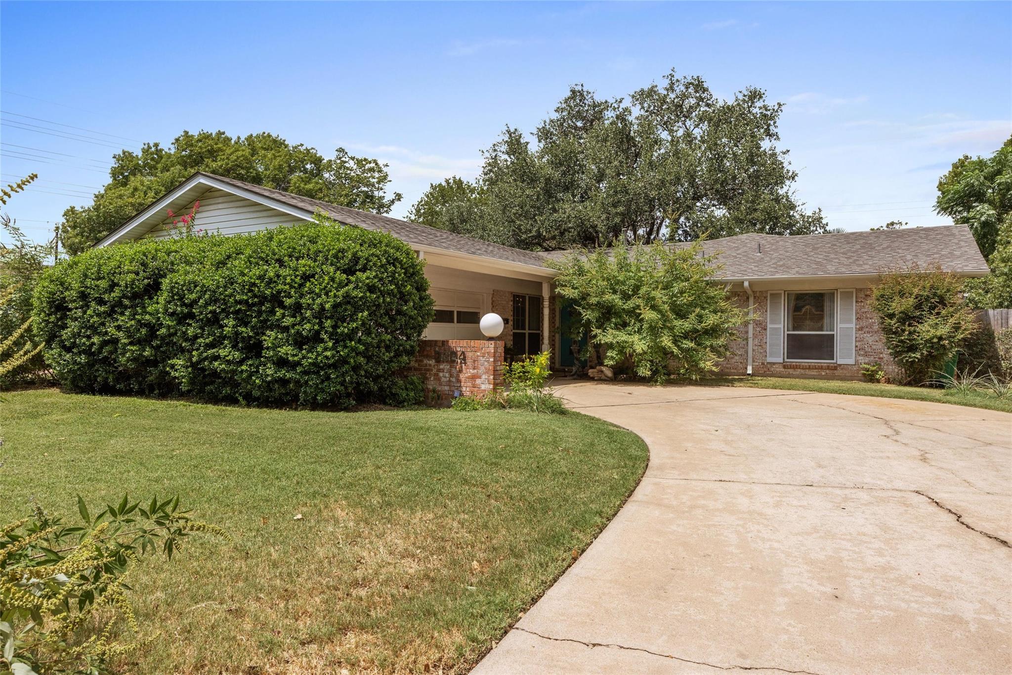 3304 Whitepine, Austin, TX 78757 — photo 1