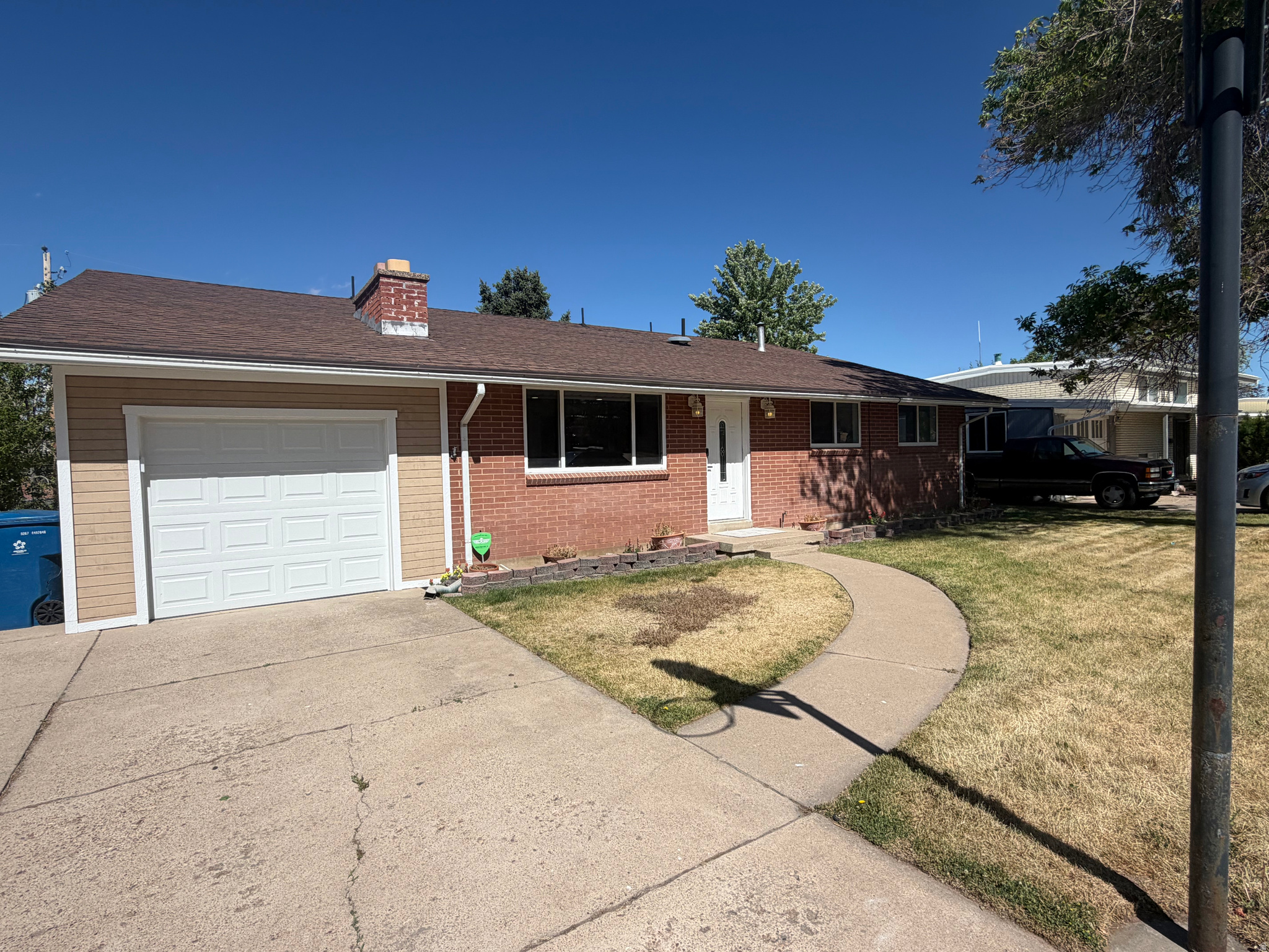 5401 S 825 E, South Ogden, UT 84405 — photo 1
