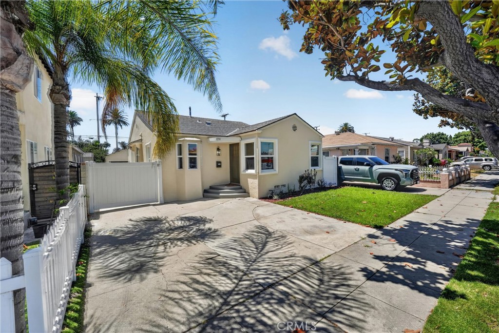 2741 Gale Avenue, Long Beach, CA 90810 — photo 1