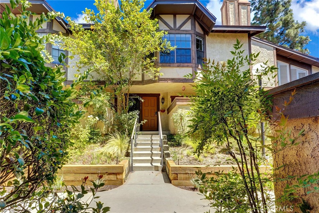8241 Mason Avenue C, Winnetka, CA 91306 — photo 1