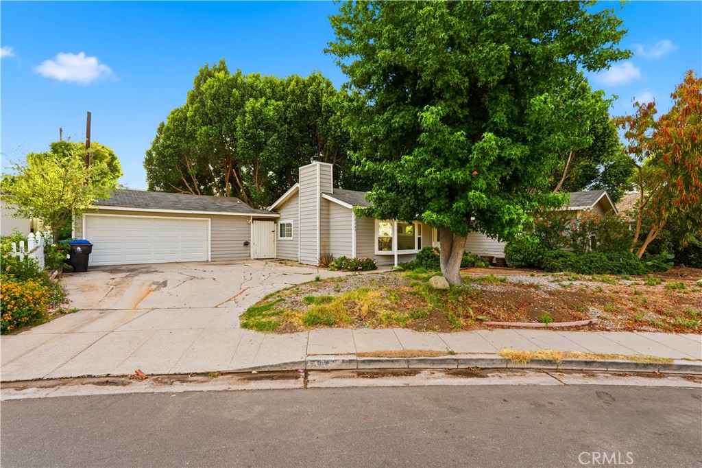 5345 Don Pio Drive, Woodland Hills, CA 91364 — photo 1