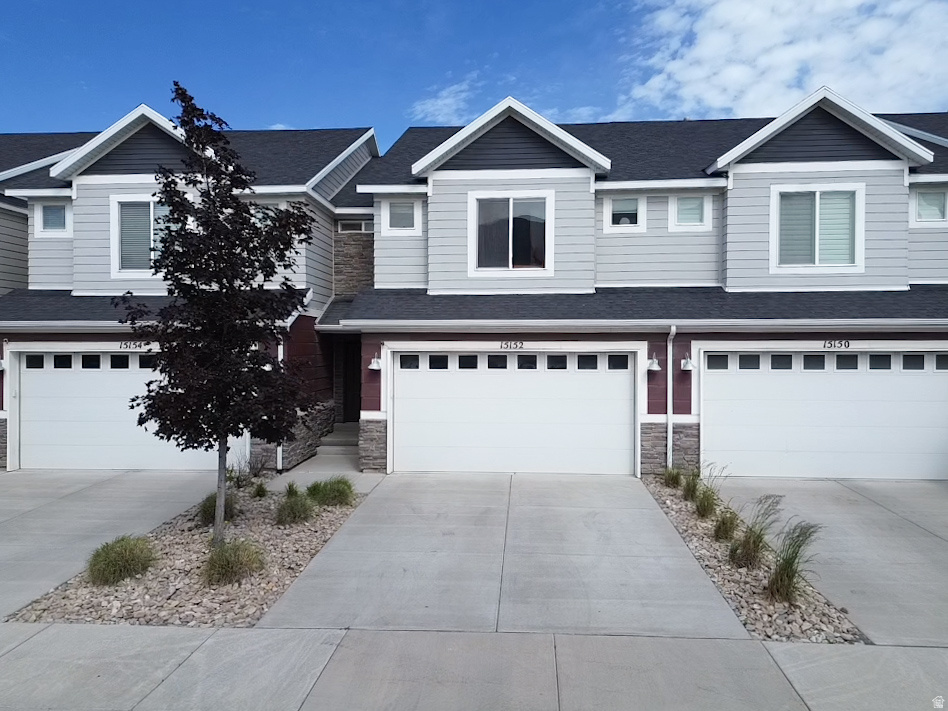 15152 S GALLANT DR, Bluffdale, UT 84065 — photo 1