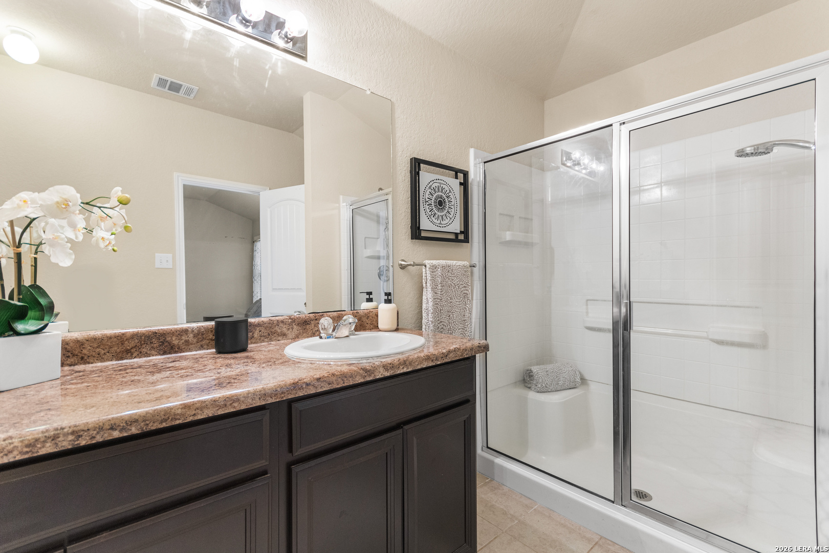 1509 REDBRIDGE DR, ,  78155 — photo 1