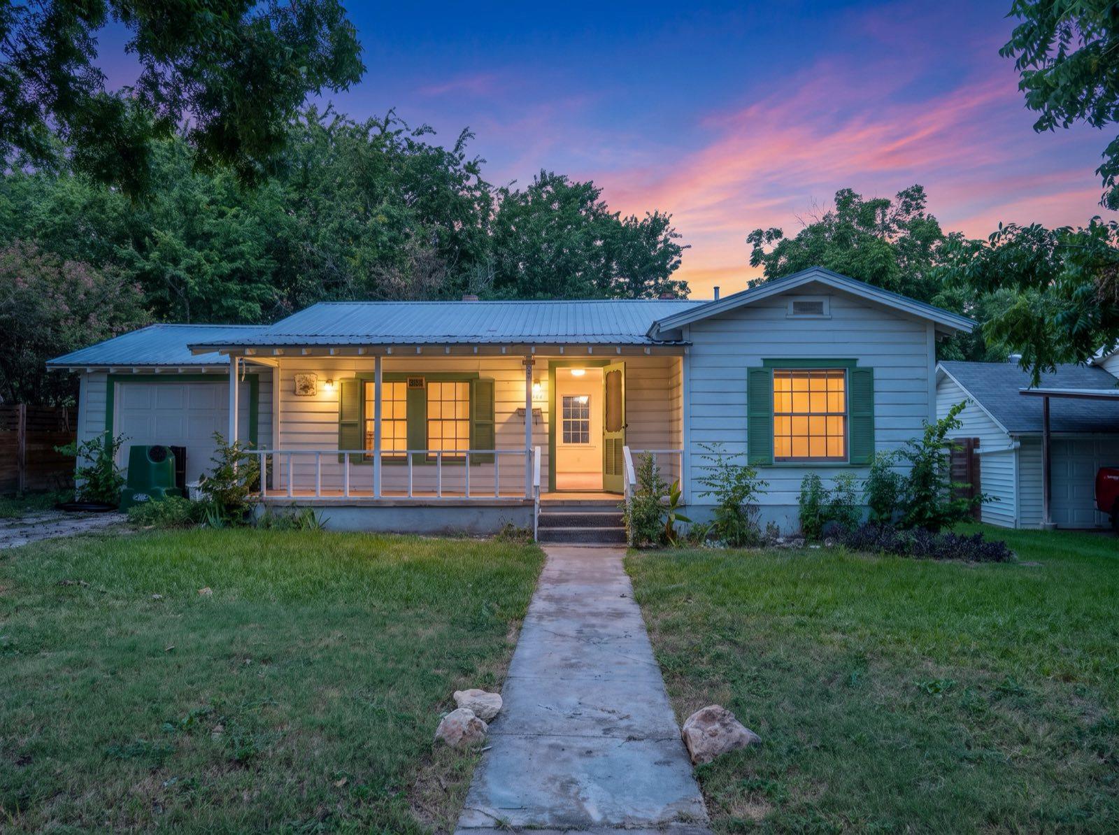 704 Austin, Round Rock, TX 78664 — photo 1