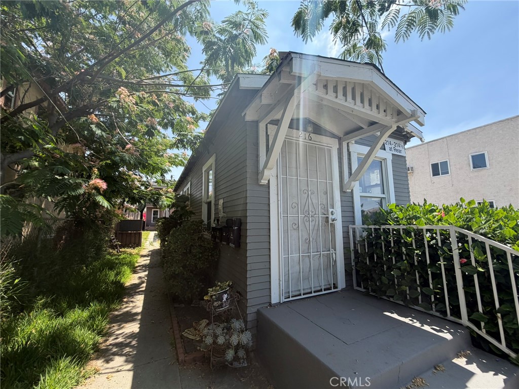 214 S Avenue 18, Los Angeles, CA 90031 — photo 1