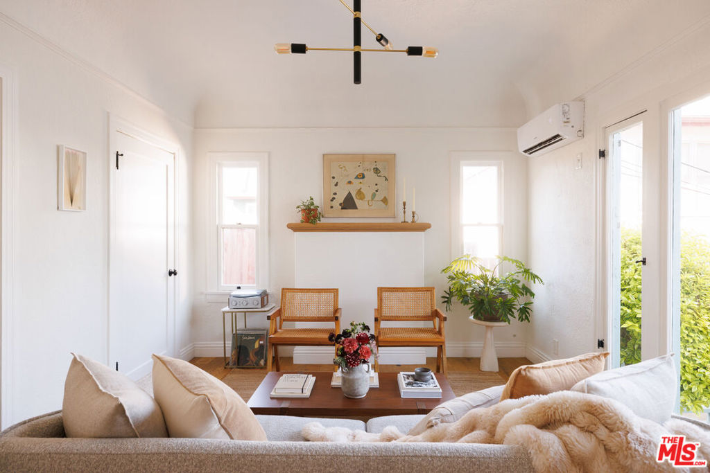 119 Rosemont Avenue, Los Angeles, CA 90026 — photo 1