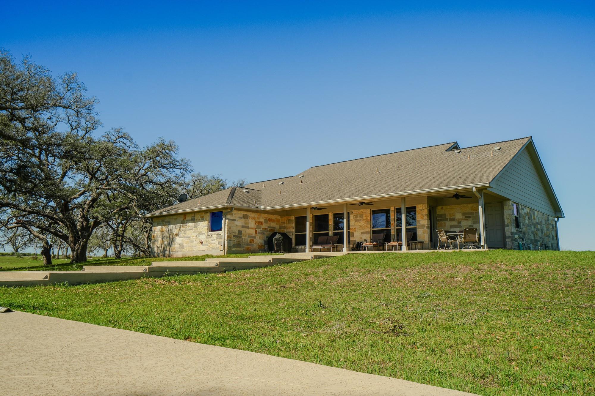 1797 County Road 261, Moulton, TX 77975 — photo 1