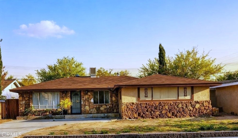 1017 W Avenue H8, Lancaster, CA 93534 — photo 1