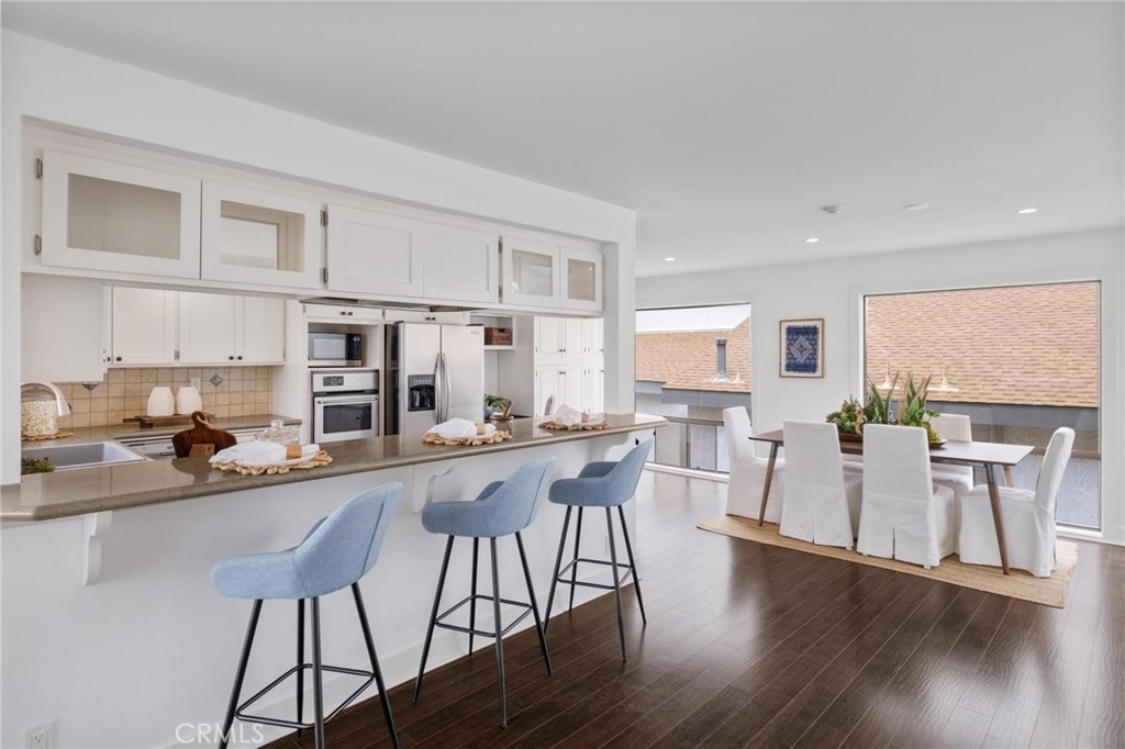 217 S Helberta 3, Redondo Beach, CA 90277 — photo 1