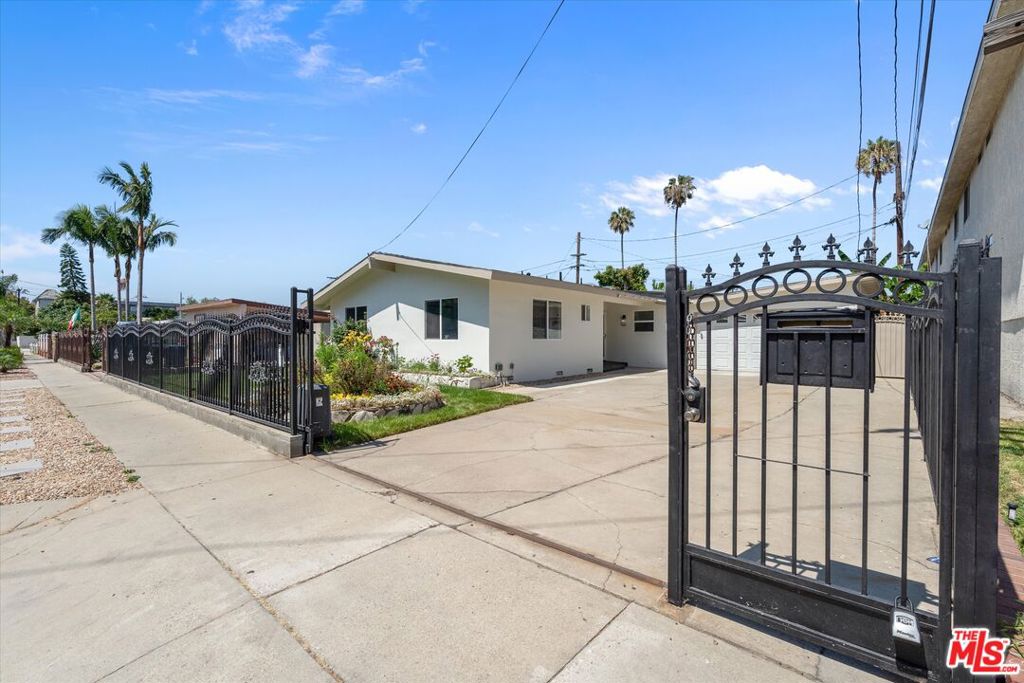13603 Chadron Avenue, Hawthorne, CA 90250 — photo 1