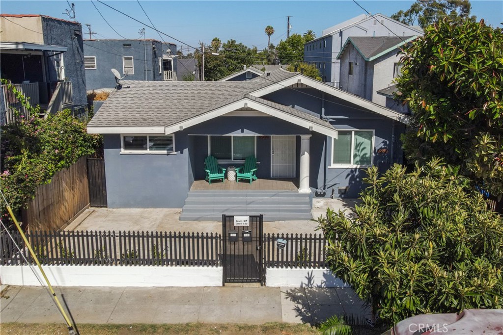 932 Walnut, Long Beach, CA 90813 — photo 1