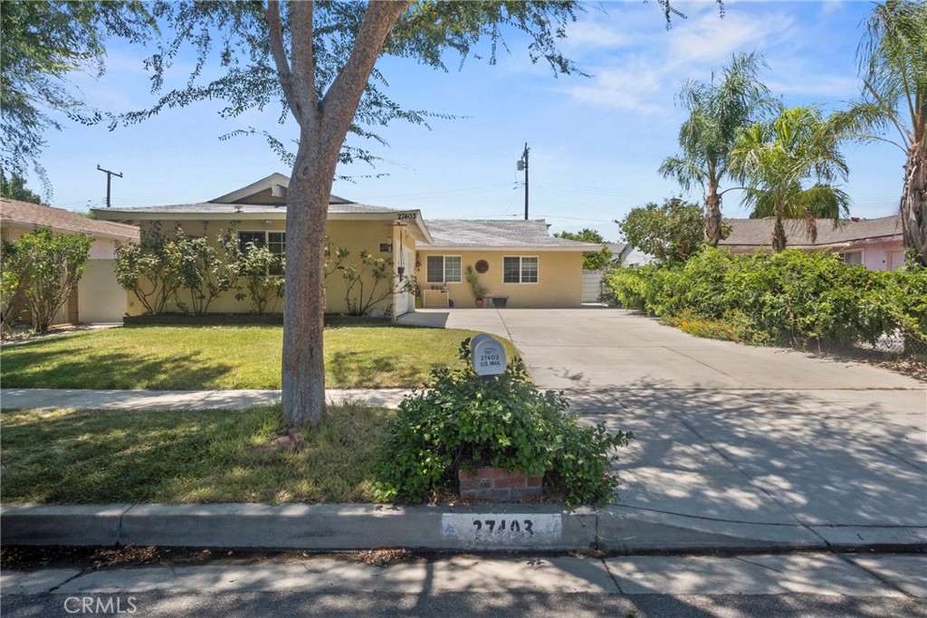 27403 Arriola, Saugus, CA 91350 — photo 1