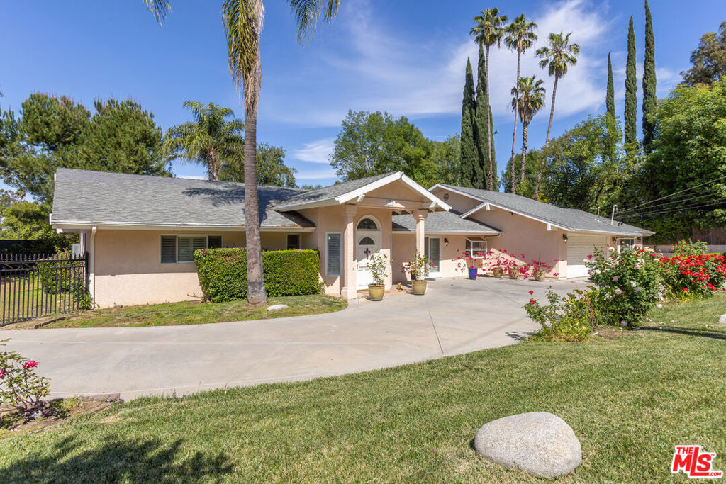 19717 Wells Drive, Los Angeles, CA 91364 — photo 1