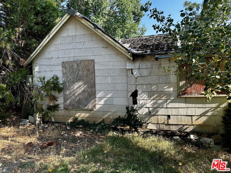 16118 First Avenue, Hornbrook, CA 96044 — photo 1