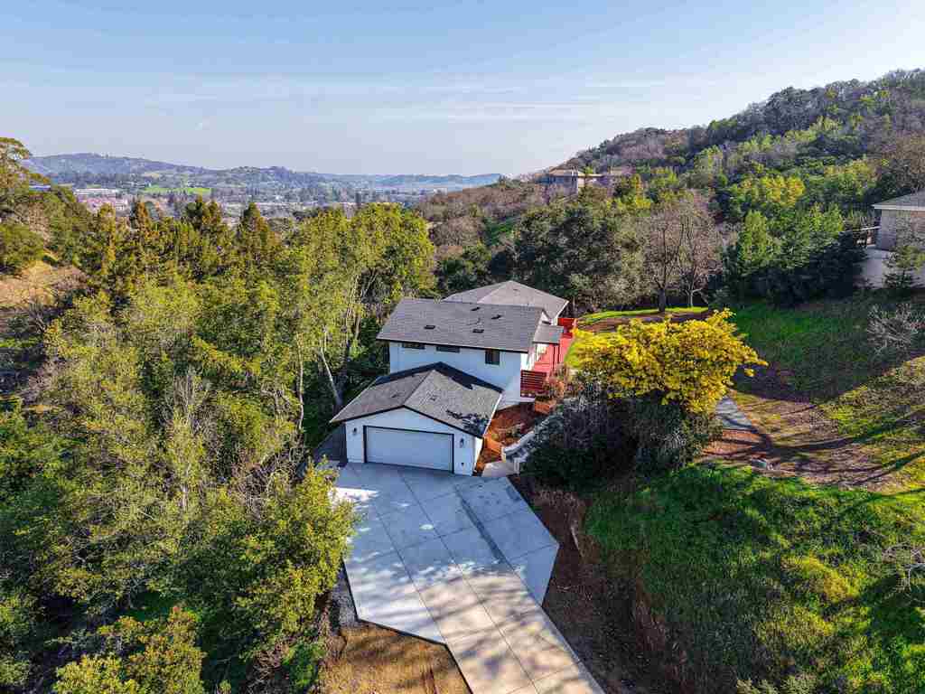 612 Canyon Rd, Novato, CA 94947 — photo 1