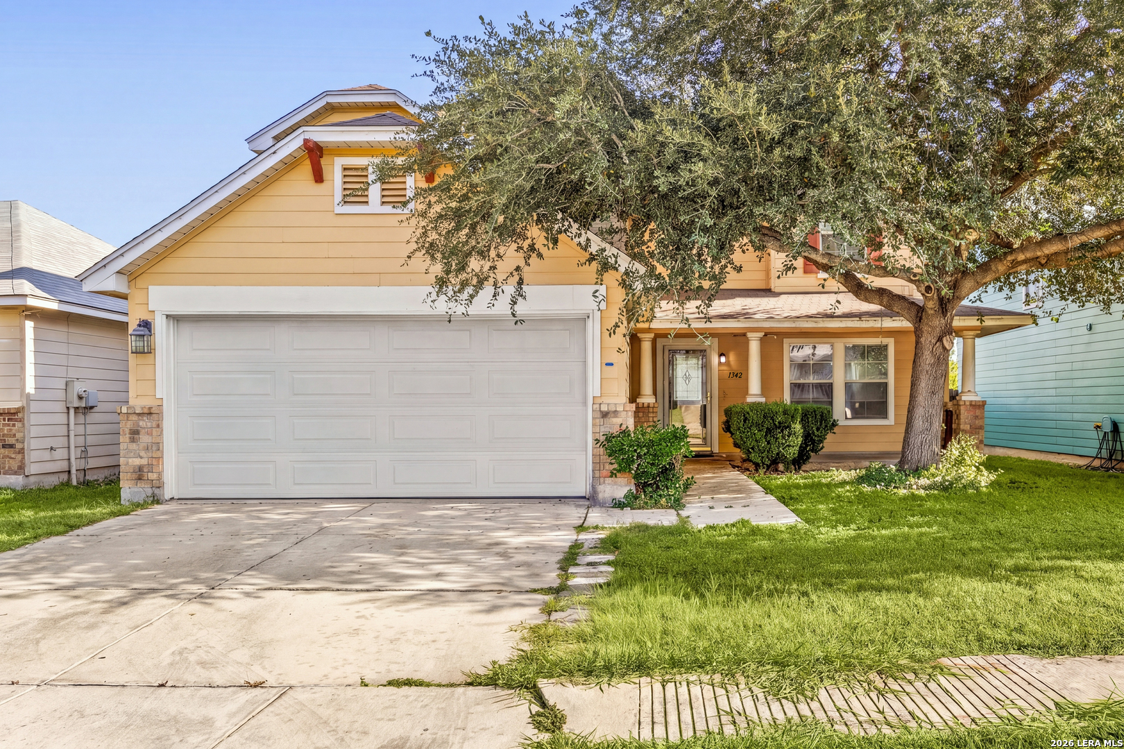1342 Sunbend Fls, San Antonio, TX 78224 — photo 1
