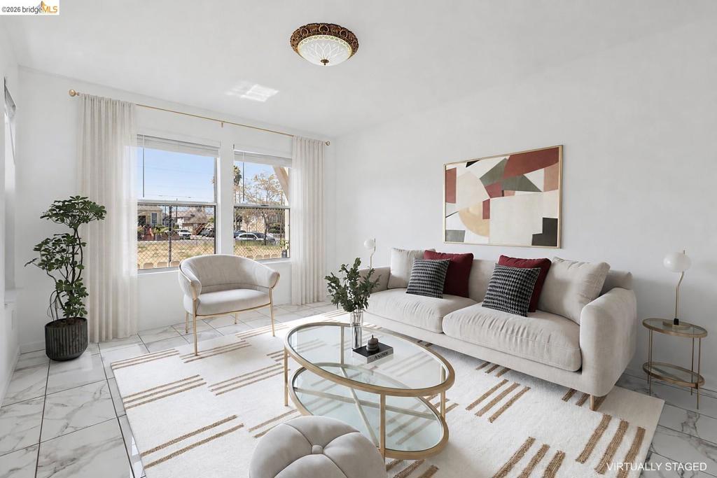 1021 Santa Ines Ct, Oakland, CA 94601 — photo 1
