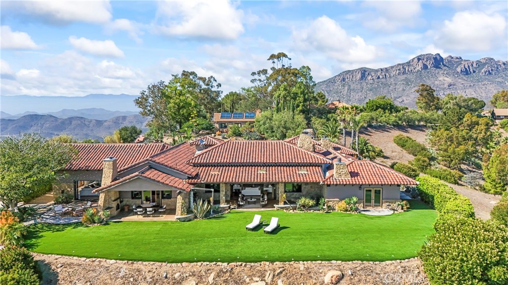 10936 Pacific View