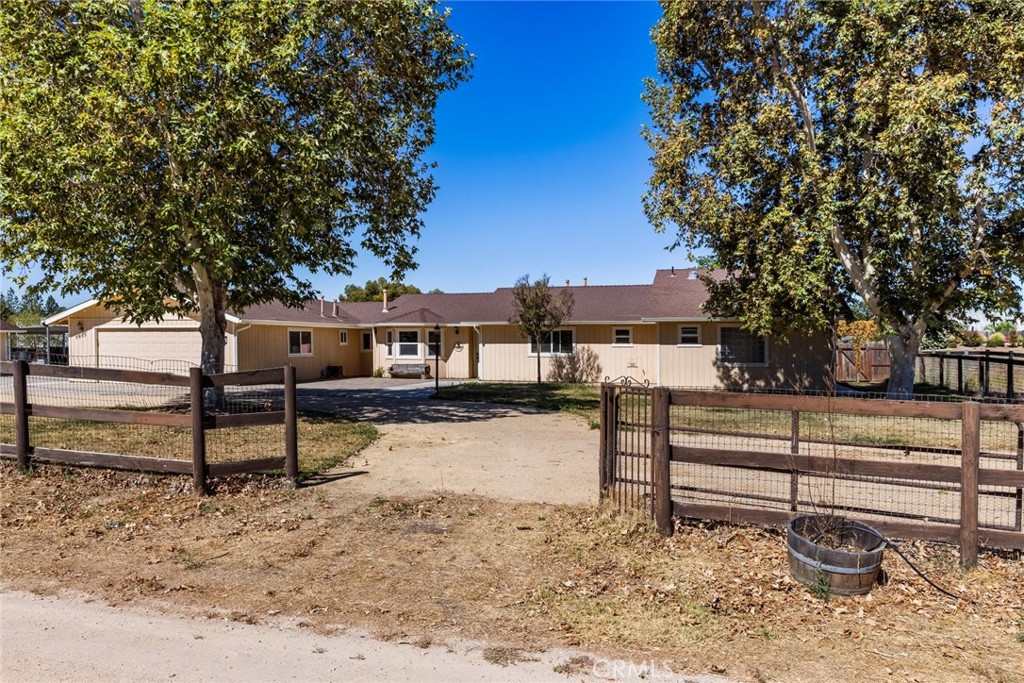 5955 Whispering Oaks Way