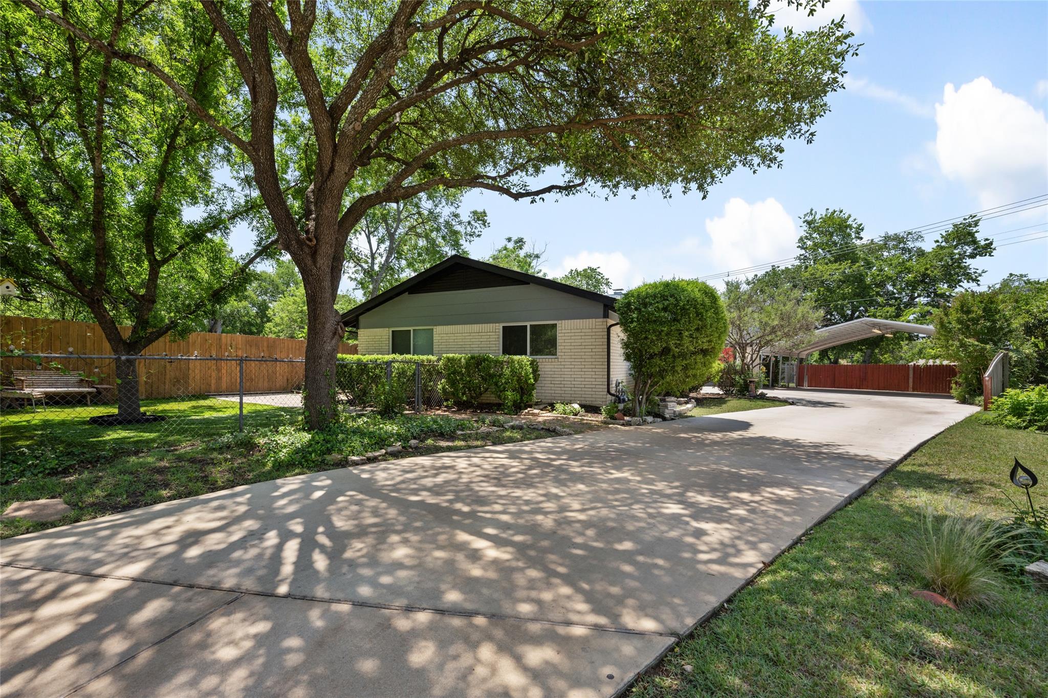 8500 Woodstone Dr, Austin, TX 78757 — photo 1