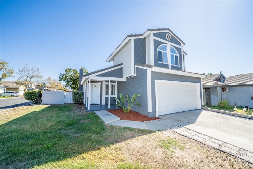 827 S Tamarisk Avenue, Rialto, CA 92376 — photo 1