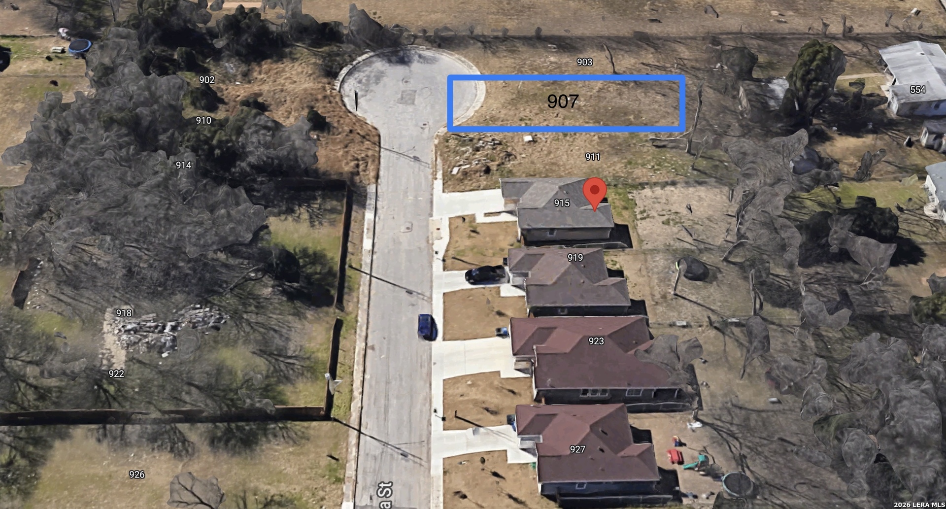 907 Yucca, ,  78220 — photo 1