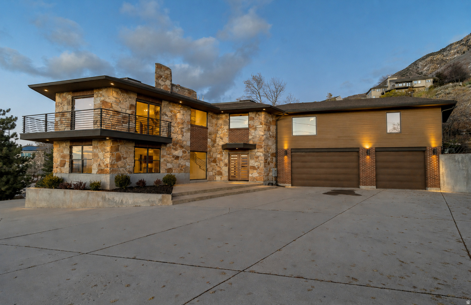 4835 S FORTUNA WAY, Salt Lake City, UT 84124 — photo 1