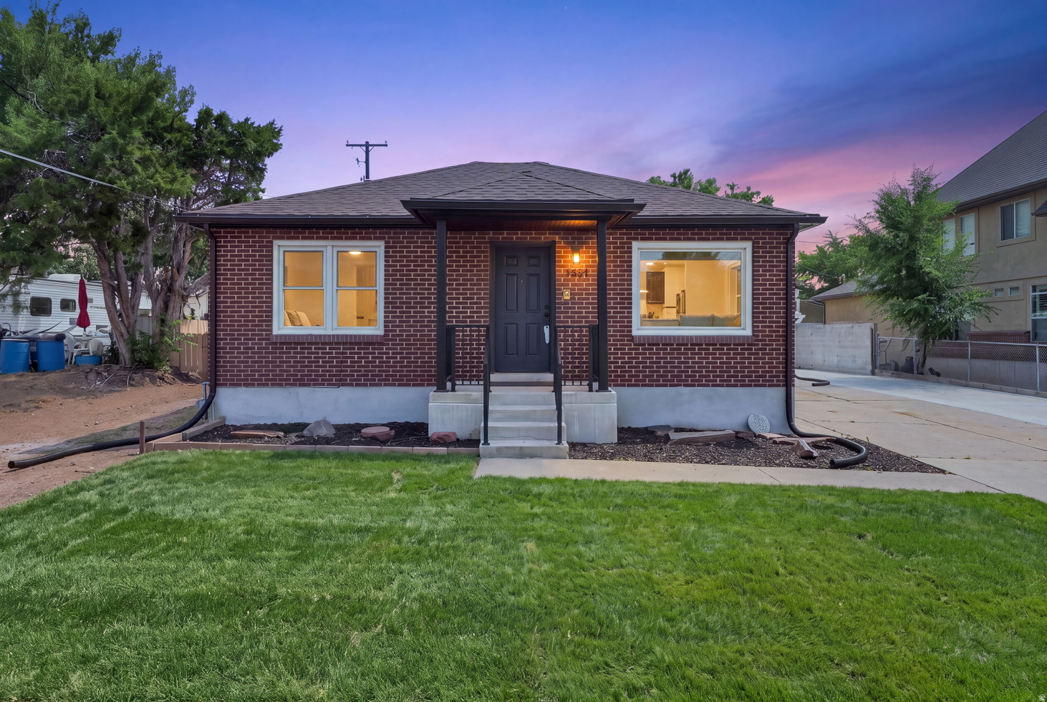 2861 S 2700 E, Salt Lake City, UT 84109 — photo 1