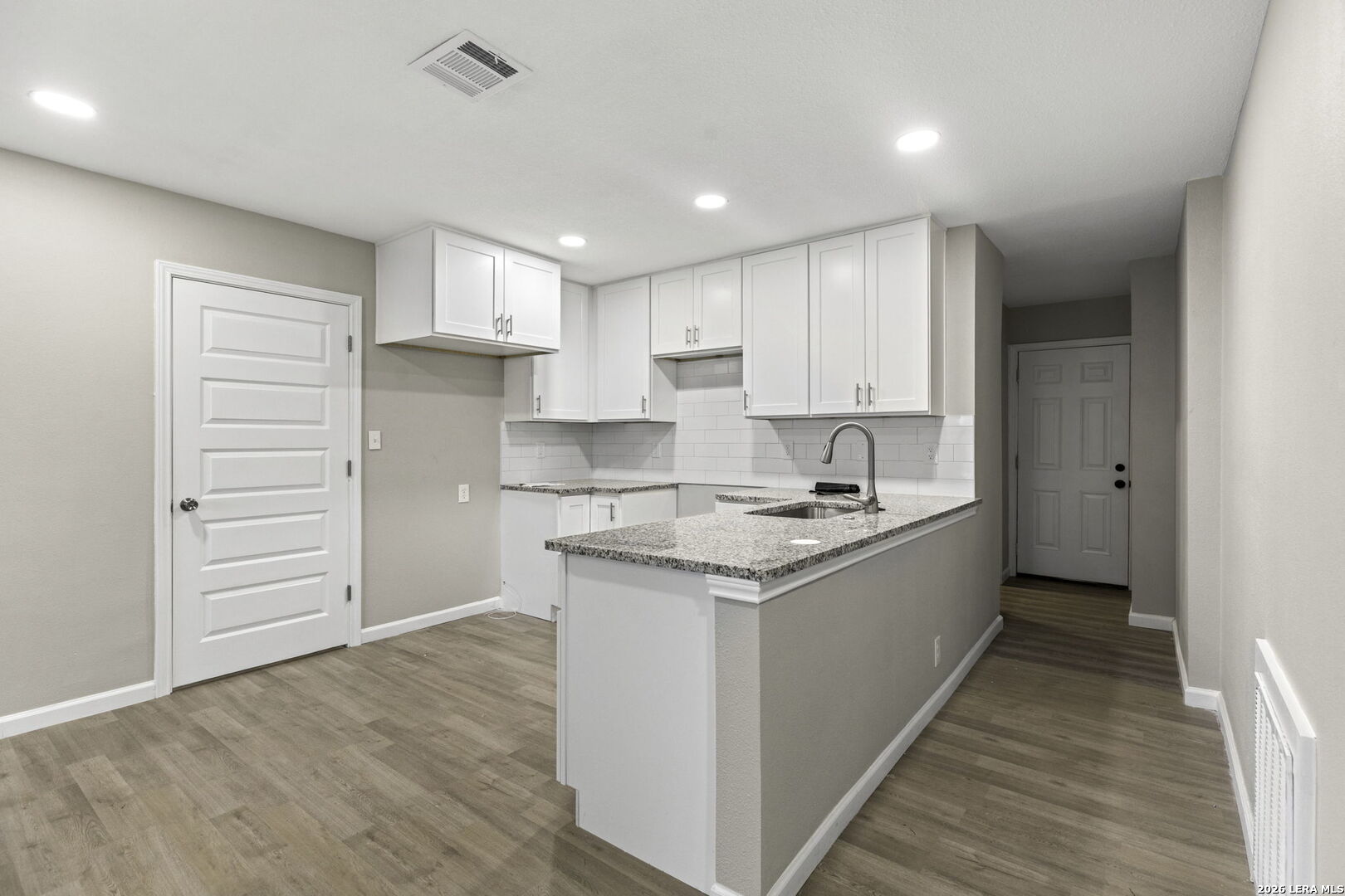 9810 Eveningway, ,  78233 — photo 1