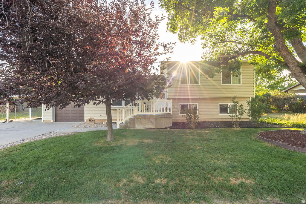 1135 N CONNECTICUT AVE, Harrisville, UT 84404 — photo 1