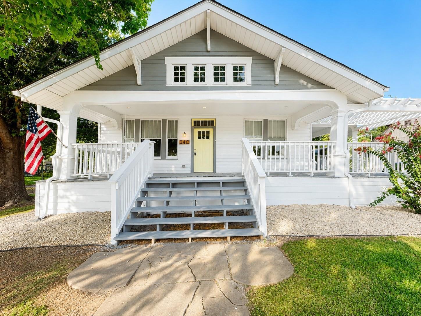 340 Ackerman St, Rockdale, TX 76567 — photo 1