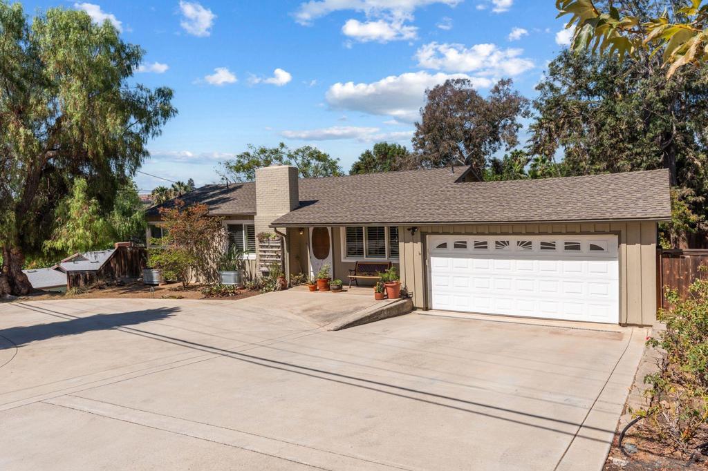 4216 Calavo Dr, La Mesa, CA 91941 — photo 1