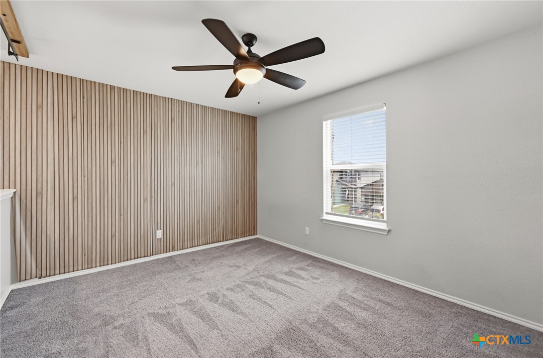 187 Lena, Uhland, TX 78640 — photo 1