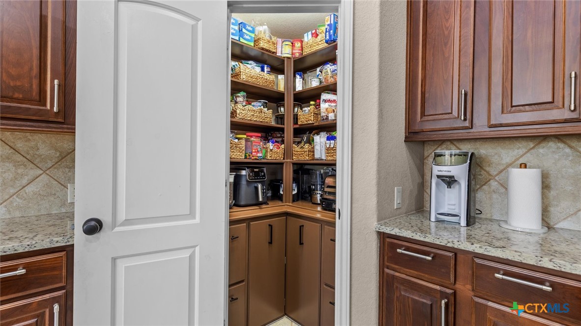 2152 Pioneer, Seguin, TX 78155 — photo 1