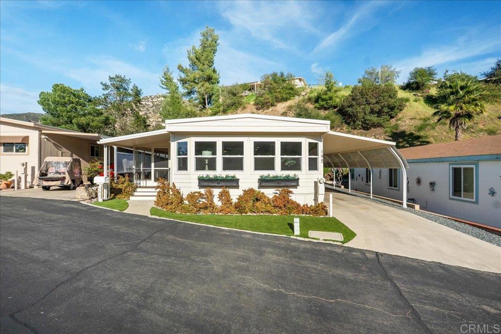 8975 Lawrence Welk Drive SPC 195, Escondido, CA 92026 — photo 1