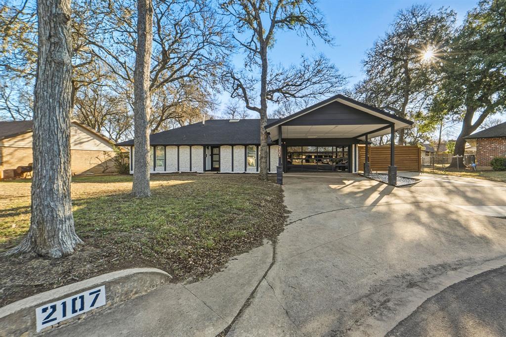 2107 Lewood, Austin, TX 78745 — photo 1