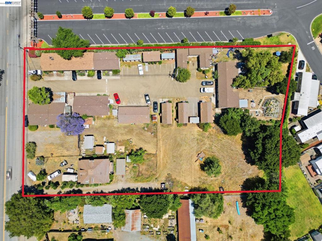 585 Old Canyon Rd, Fremont, CA 94536 — photo 1