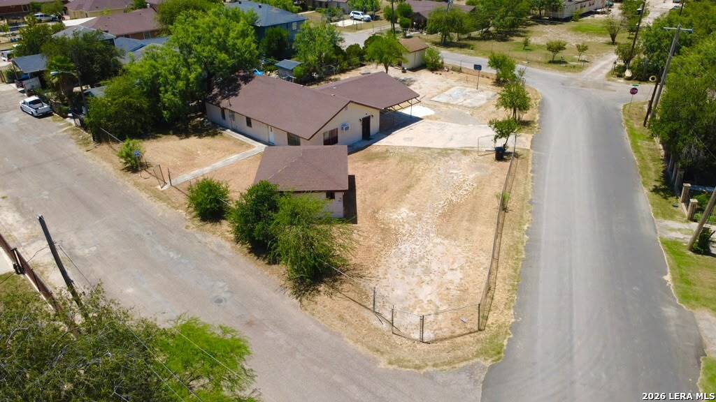 3294 FRESNO LOOP, ,  78852 — photo 1