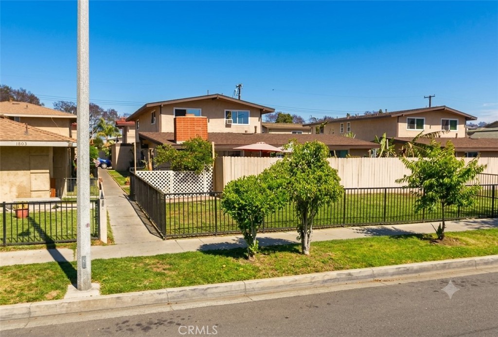 1609 Cedar, Santa Ana, CA 92707 — photo 1