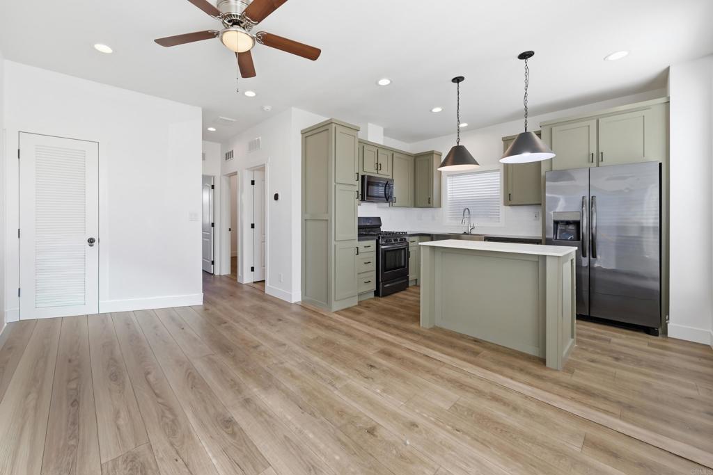1369 E Main St 32, El Cajon, CA 92021 — photo 1