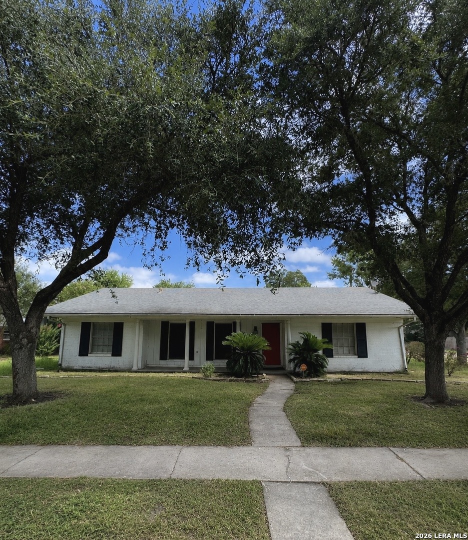 2406 BON AIRE AVE, Victoria, TX 77901 — photo 1