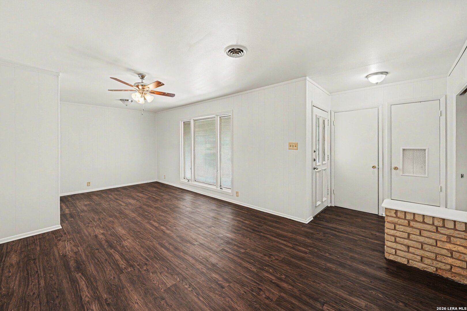 111 Munden, ,  78216 — photo 1