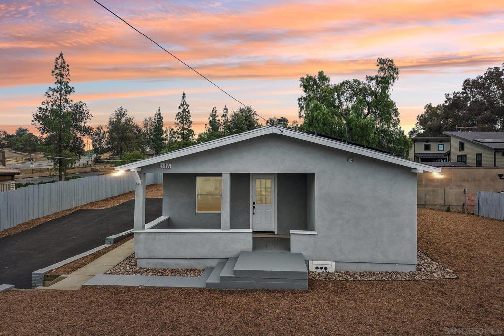 316 4Th St, Ramona, CA 92065 — photo 1