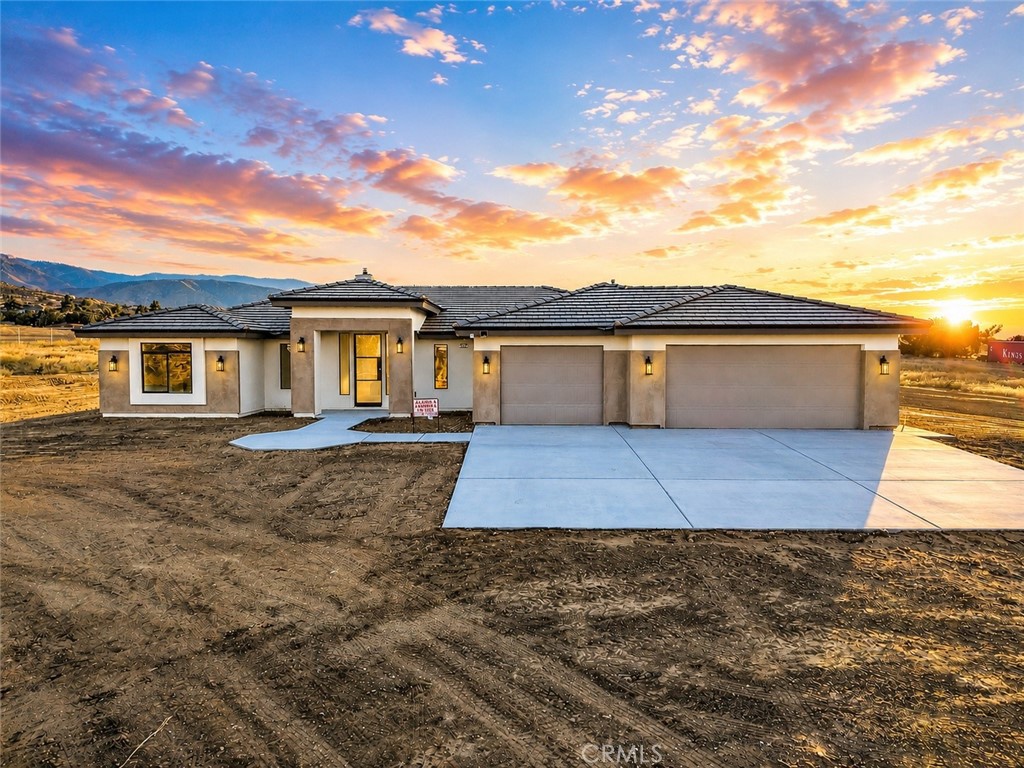 9012 Monte Vista, Phelan, CA 92371 — photo 1