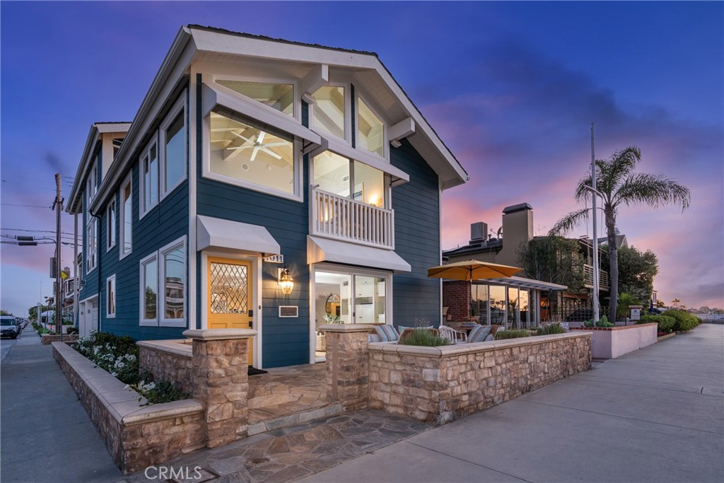 1011 N Bay Front, Newport Beach, CA 92662 — photo 1