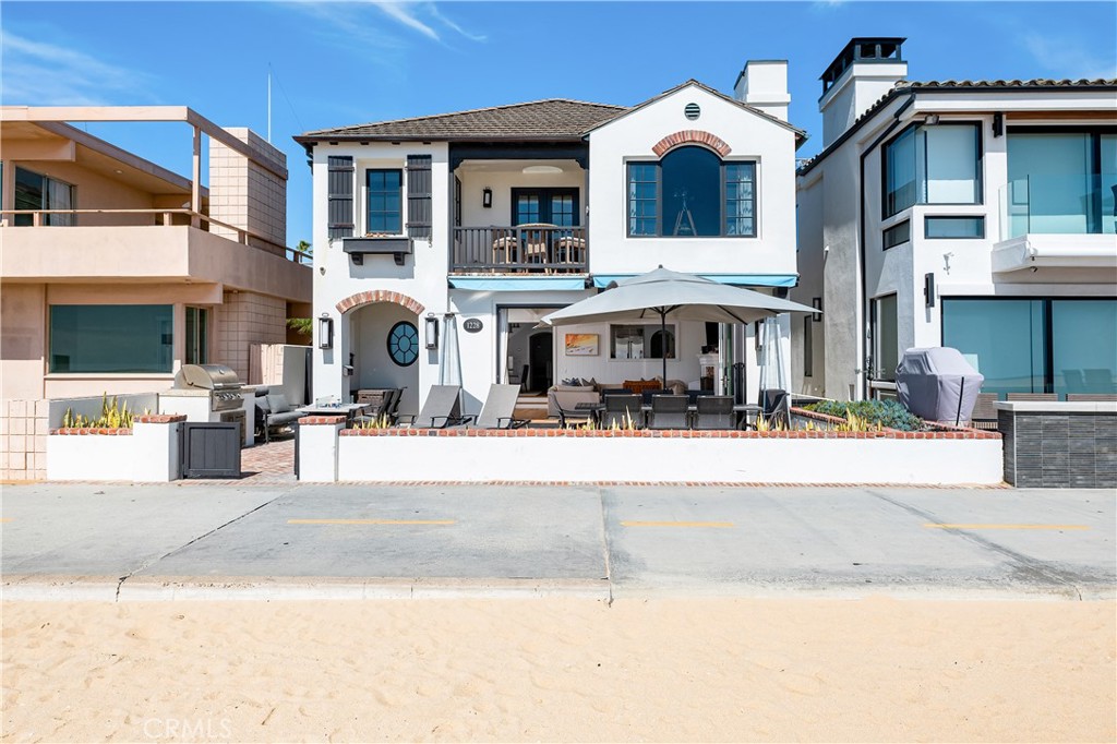 1228 W Oceanfront, Newport Beach, CA 92661 — photo 1